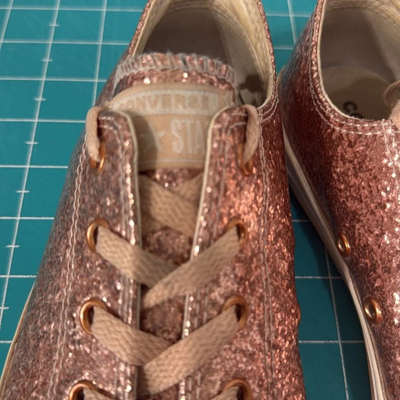 Converse Rose Gold Glitter Sparkly Sneakers with Baby Pink Laces Woman’s Size 6 - Picture 4 of 12